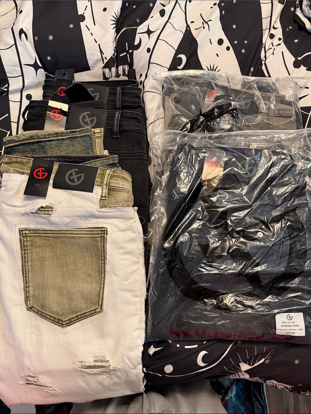 Resellers bundle 5 new pairs of gala jeans